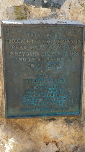 Tewinkle Park Dedication Plaque - Costa Mesa, CA.jpg