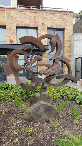 Sculptuer at Bristol Waterfront - Renton, WA.jpg