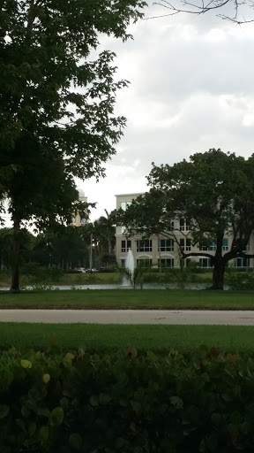 Huntington Centre Fountain - Miramar, FL.jpg