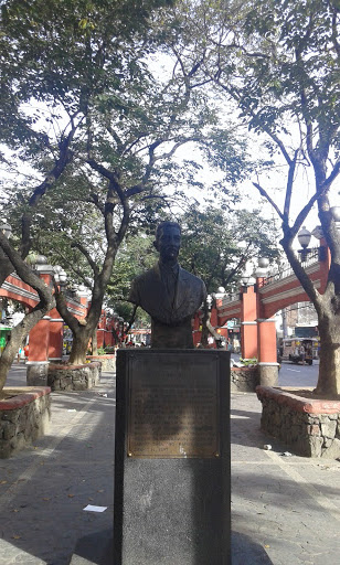 Domingo Franco V Tuason Monument - Manila, NCR.jpg