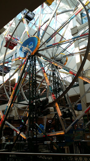 Scheels Ferris Wheel - Fargo, ND.jpg