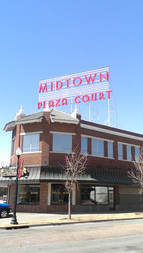 Midtown Plaza Court Neon Sign - Oklahoma City, OK.jpg