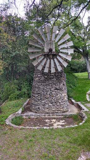 Bennett Windmill - Austin, TX.jpg