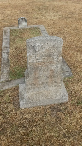 Jake Davis Monument - Fort Worth, TX.jpg