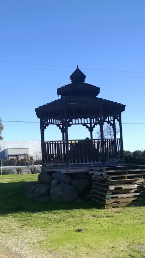 NorCal Gazebo - Yuba City, CA.png