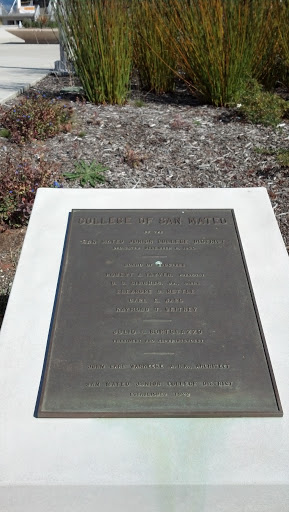 College of San Mateo Dedication Plaque - San Mateo, CA.jpg