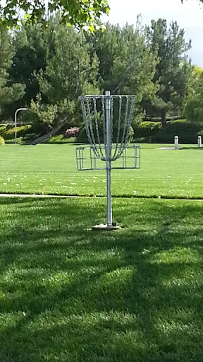 Disc Golf Cage-Paloma Del Sol Park - Temecula, CA.jpg