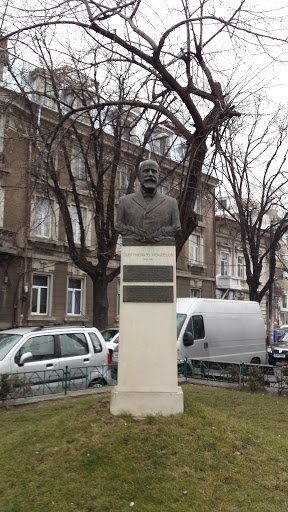 Bust Eleftherios Venizelos - București, Municipiul București.jpg
