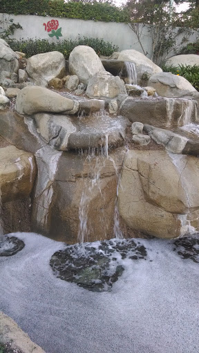 Rainbow Glen Waterfall - Santa Clarita, CA.jpg