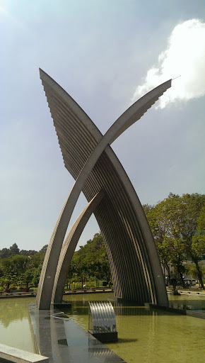 Sculpture in Park - Phường 2, Hồ Chí Minh.jpg