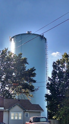 East Akron Water Tower - Akron, OH.jpg