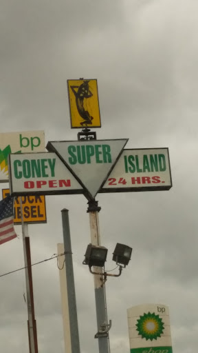 Coney Island super - Detroit, MI.jpg