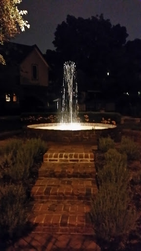 Vermont and East Memorial Fountain - Indianapolis, IN.jpg