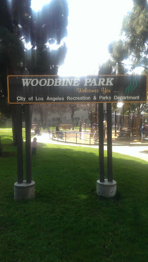 Woodbine Park - Los Angeles, CA.jpg