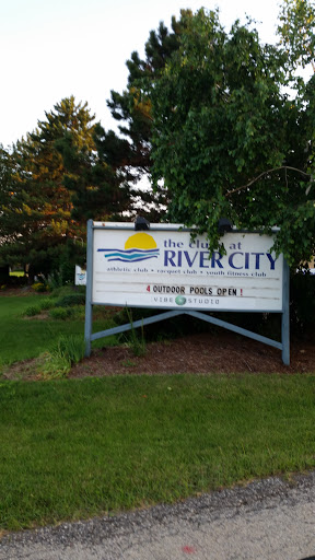 clubs at river city reviews
