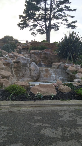 Woodlawn Fountain - Colma, CA.jpg