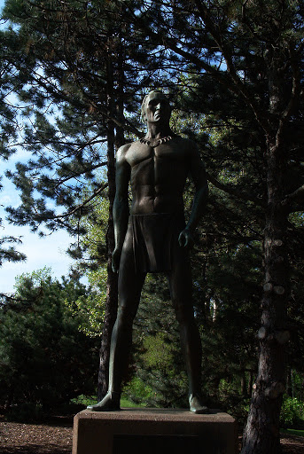 Statue of Mishikinaakwa - Fort Wayne, IN.jpg