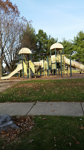 Cumberland Park Playground - Aurora, IL.jpg