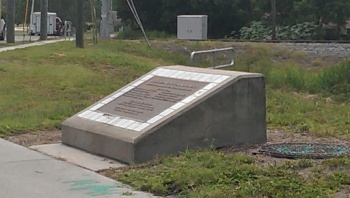 Highland Avenue Monument - Clearwater, FL.jpg