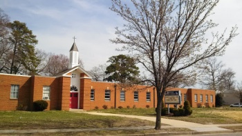 Brentwood Baptist Church - Norfolk, VA.jpg