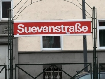 Stadtbahnhaltestelle SuevenstraÃe - Köln, NRW.jpg