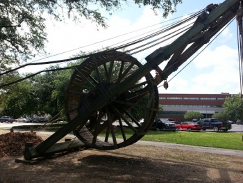 Wooden Crane - Lafayette, LA.jpg