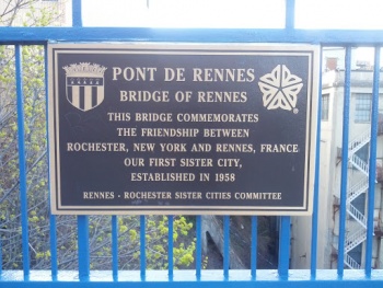 Pont de Rennes Pedestrian Bridge - Rochester, NY.jpg