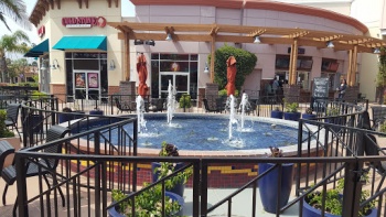 Plaza Fountain - Oxnard, CA.jpg