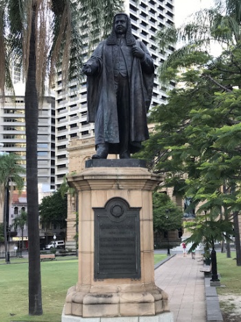 Thomas Joseph Ryan Statue - Brisbane City, QLD.jpg