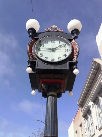 The Alibi Clock - Vallejo, CA.jpg