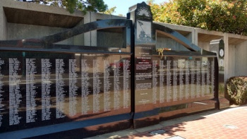 Roseville World War II Memorial - Roseville, CA.jpg