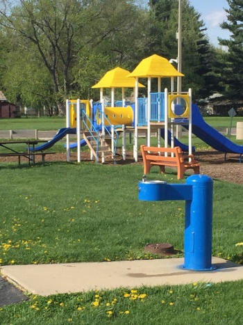 Southern View Park Playground - Southern View, IL.jpg
