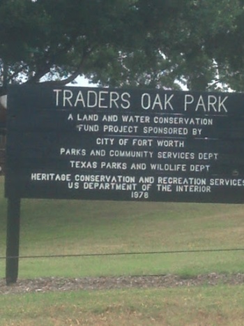 Traders Oak Park - Fort Worth, TX.jpg