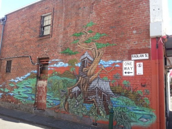 Raglan St Mural - North Melbourne, VIC.jpg