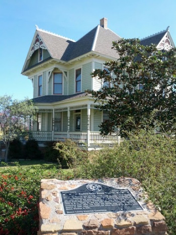 Bayless-Selby House Museum - Denton, TX.jpg
