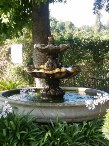Ramada Fountain - South El Monte, CA.jpg