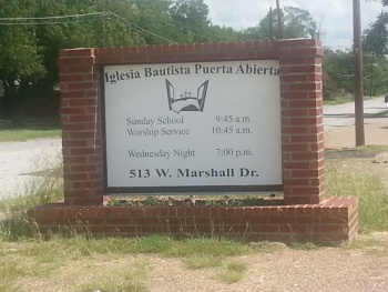 Iglesia Bautista Puerta Abierta - Grand Prairie, TX.jpg