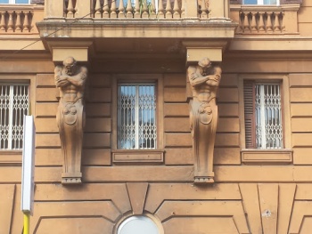 Colonne Possenti - Roma, Lazio.jpg