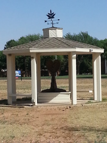 Higginbotham Park Hand Statue - Lubbock, TX.jpg