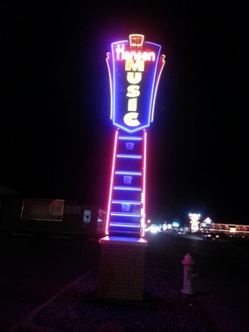 Hansen Guitar - Billings, MT.jpg