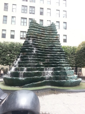 Katz Plaza Fountain - Pittsburgh, PA.jpg