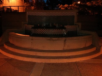 Trimble Fountain - Sunnyvale, CA.jpg