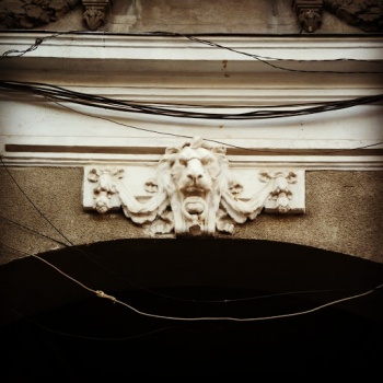 Entrance with Lion Head - București, Municipiul București.jpg