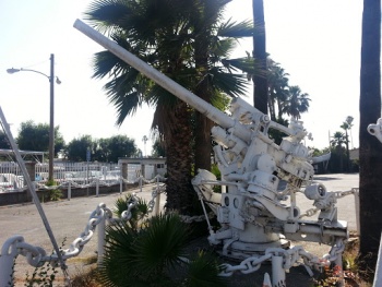 WWII Cannon USS Petard - Rosemead, CA.jpg