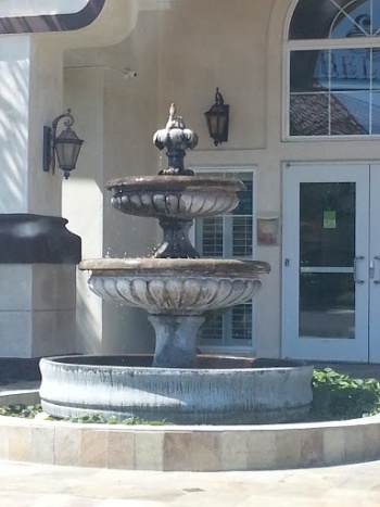 Bella Rose Fountain - Antioch, CA.jpg
