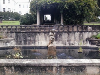Confederate Hall Fountain - Knoxville, TN.jpg
