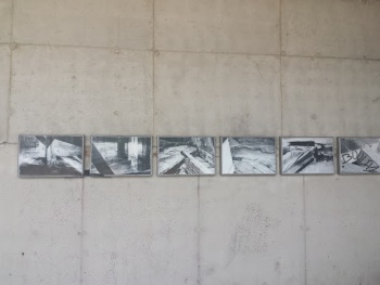 Paintings under the Bridge - Saint-Gilles, Bruxelles.jpg