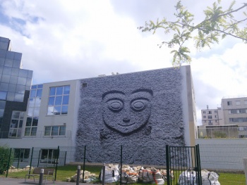 TÃªte Rupestre - Courbevoie, Île-de-France.jpg