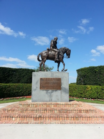 Major William Lauderdale Statue - Davie, FL.jpg