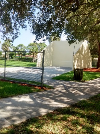 Norwood Pines Park Raquetball Courts - Pompano Beach, FL.jpg